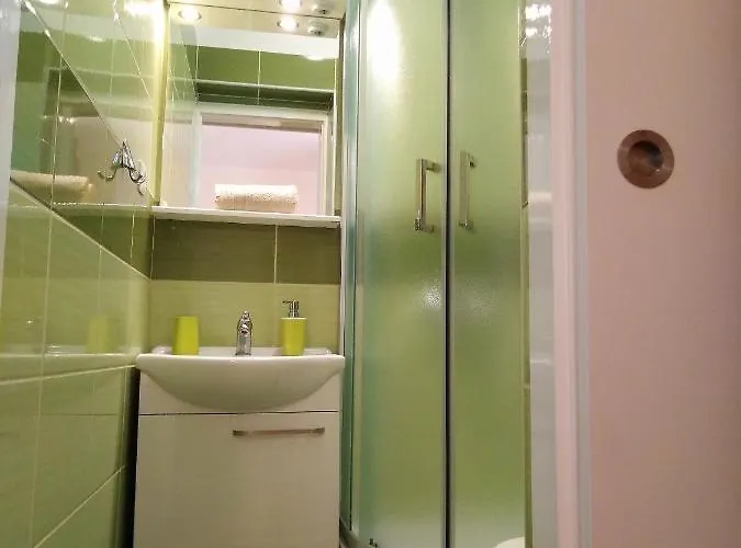 아파트 & Orange *