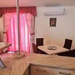 & Orange Appartement Hvar Town