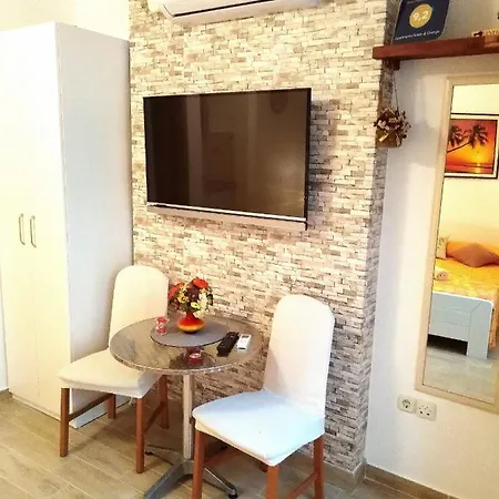 & Orange Lägenhet Hvar Town