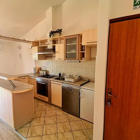 & Orange 公寓 赫瓦尔