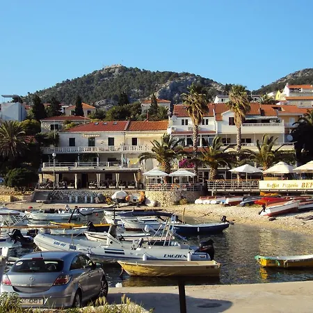 Apartment & Orange Hvar Town
