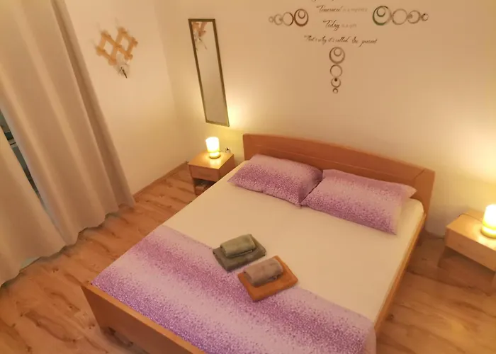 & Orange Appartement Hvar Town