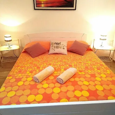 & Orange Apartament *