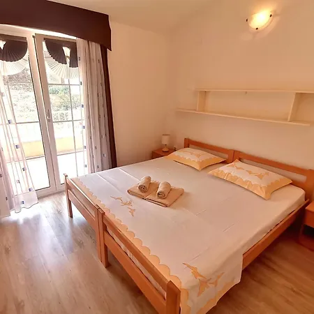 Apartament & Orange Hvar Town